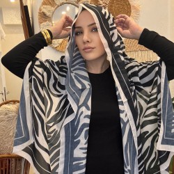 Zebra desenli baskılı pamuk şal